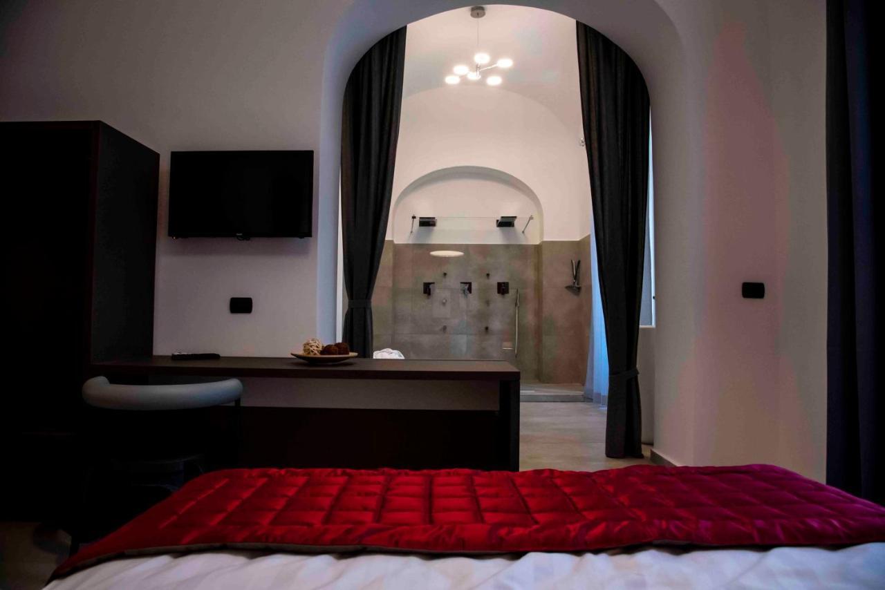 Bespoke Roma Suites Exterior foto